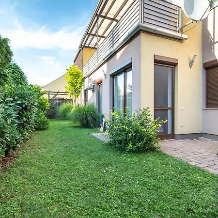 Apartamento Libas Garden Keszthely
